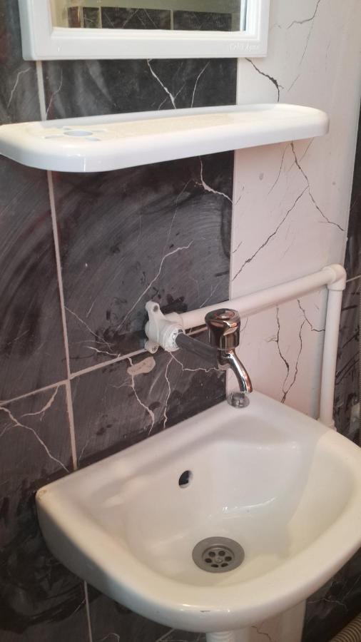 Esin Pansiyon Tokat Esterno foto