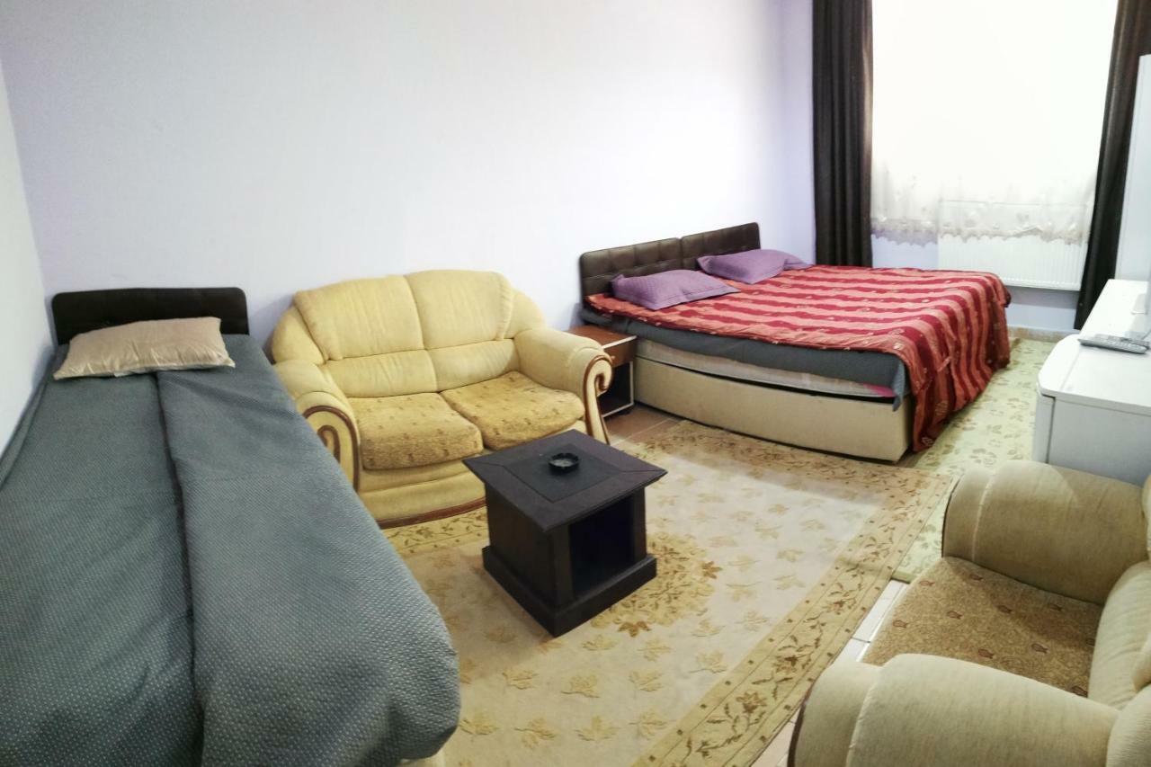Esin Pansiyon Tokat Esterno foto